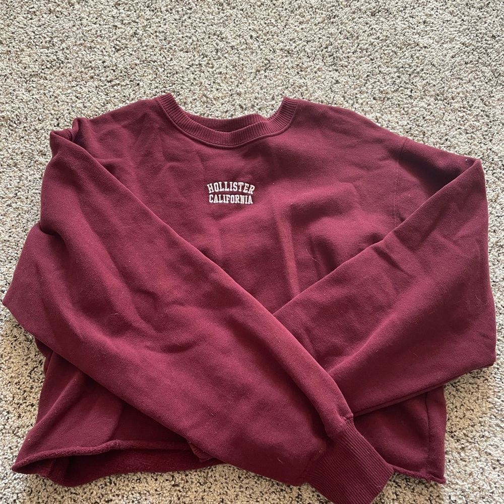 Red Hollister Sweatshirt Crop